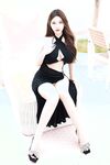 秀人網巨乳嫩模『軟軟RORO』十月最新大尺度私拍 讓人窒息的爆彈巨乳 完美露臉 高清