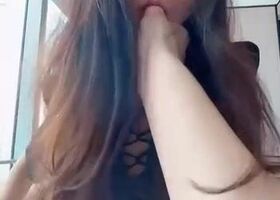张津瑜